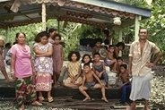 photo of an extended family in Samoa