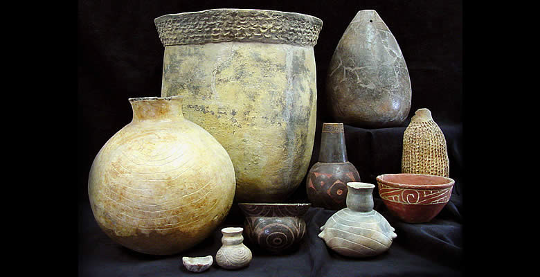 examples of Caddo pottery